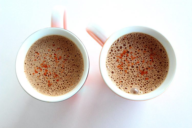 Chocolat chaud végétalien sans produit laitier